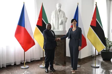 Mosambický prezident jednal s Rakušanem či Pekarovou Adamovou, navštívil Brno