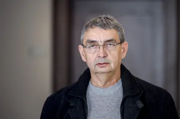 Kvůli dětské pornografii v případu Ateliér potrestal krajský soud Rohela třemi roky vězení