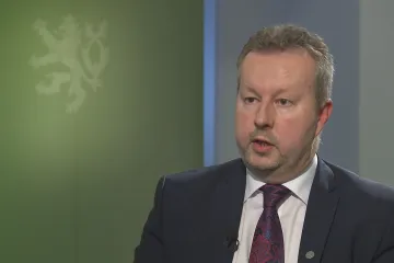 Ministr Brabec probouzel spící draky. Teď počítá s bitvami u Ústavního soudu