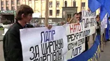 Ruské protesty proti rozšíření NATO v roce 1999