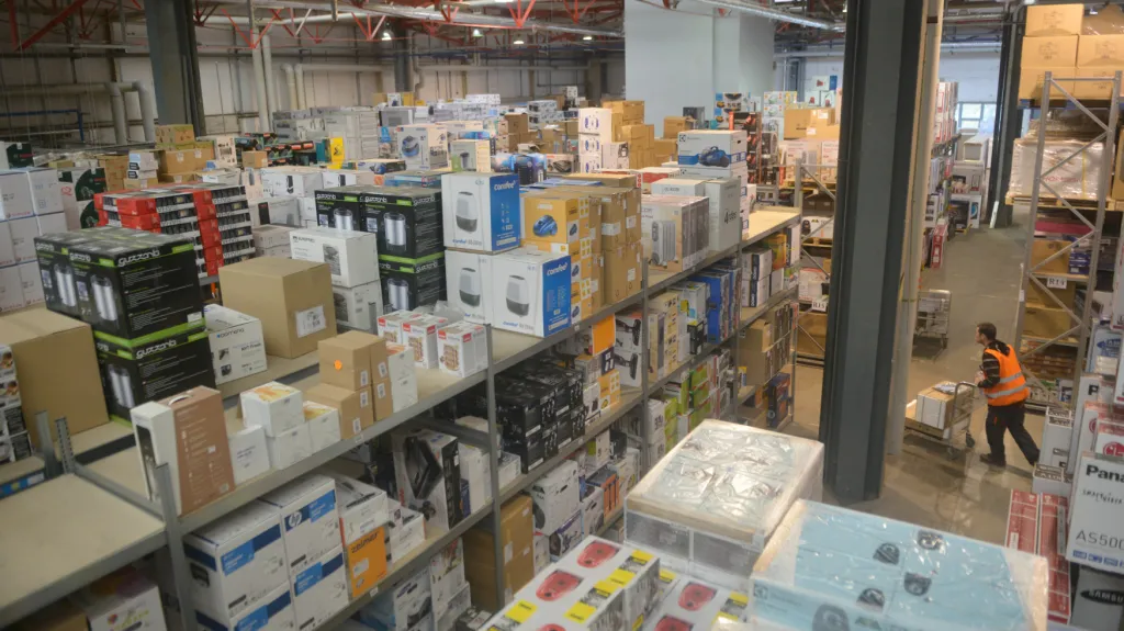 Centrální sklad společnosti Elektra PV