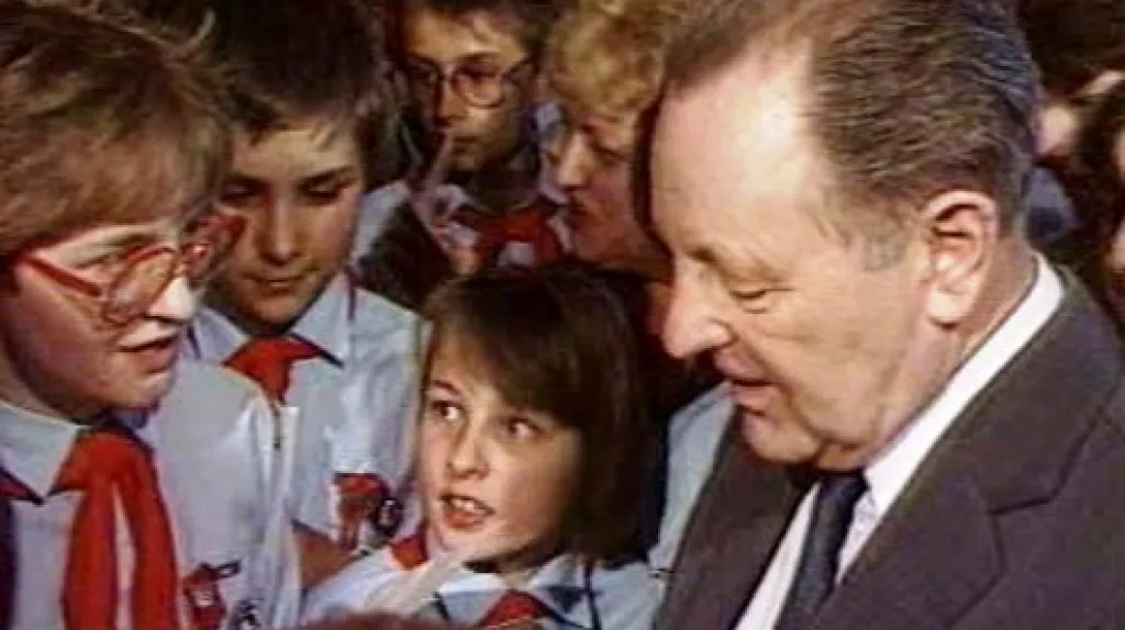 Miloš Jakeš s pionýry