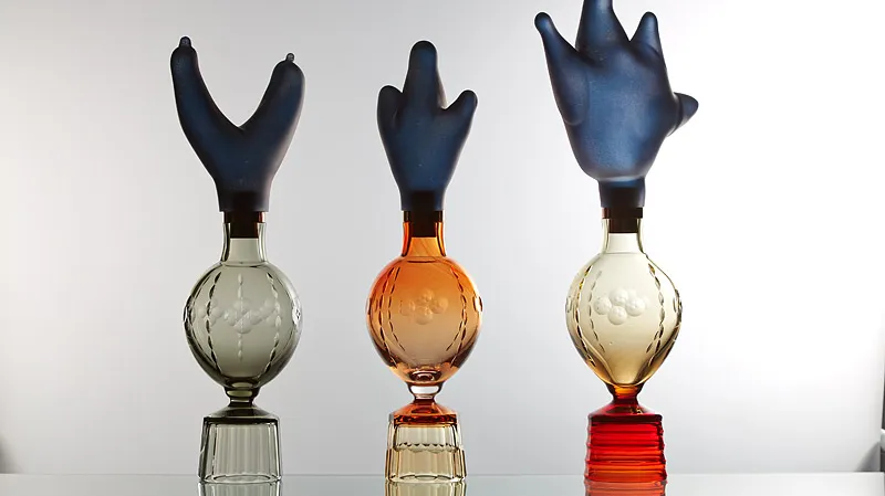 Váza Pompadour ze setu OVA od Sebastiana Kitzbergera