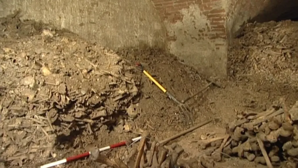 Kosterní materiál v kostnici pod svatým Jakubem