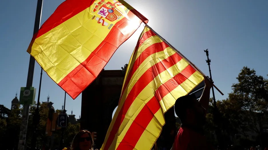 Španělská a katalánská vlajka