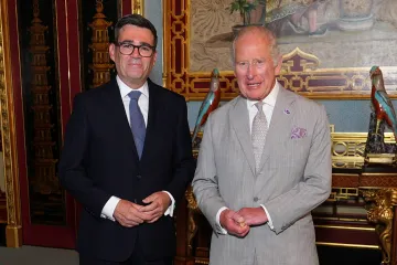 Burnham převzal funkci britského premiéra