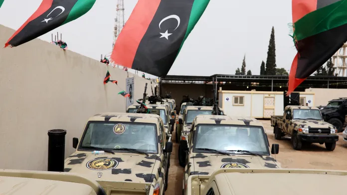 Vojenská vozidla zabavená jednotkám maršála Haftara