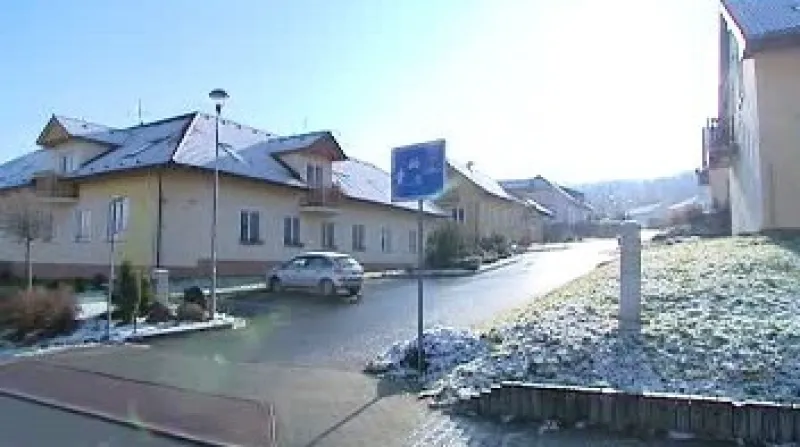 Bývalý starosta Starého Plzence a šéfka tamního stavebního úřadu jsou obviněni ze zneužití pravomoci a hrozí jim až deset let vězení.