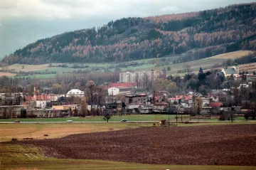 Výstava připomíná zámek v Odrách, který před 50 roky zničil požár