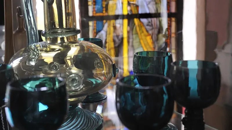 Expozice historického skla ve Světlé nad Sázavou