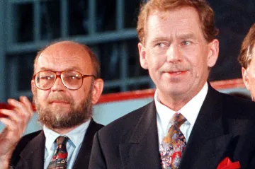 Zemřel dlouholetý šéf Havlovy ochranky Antonín Maněna. Po boku spisovatele a prezidenta byl 30 let