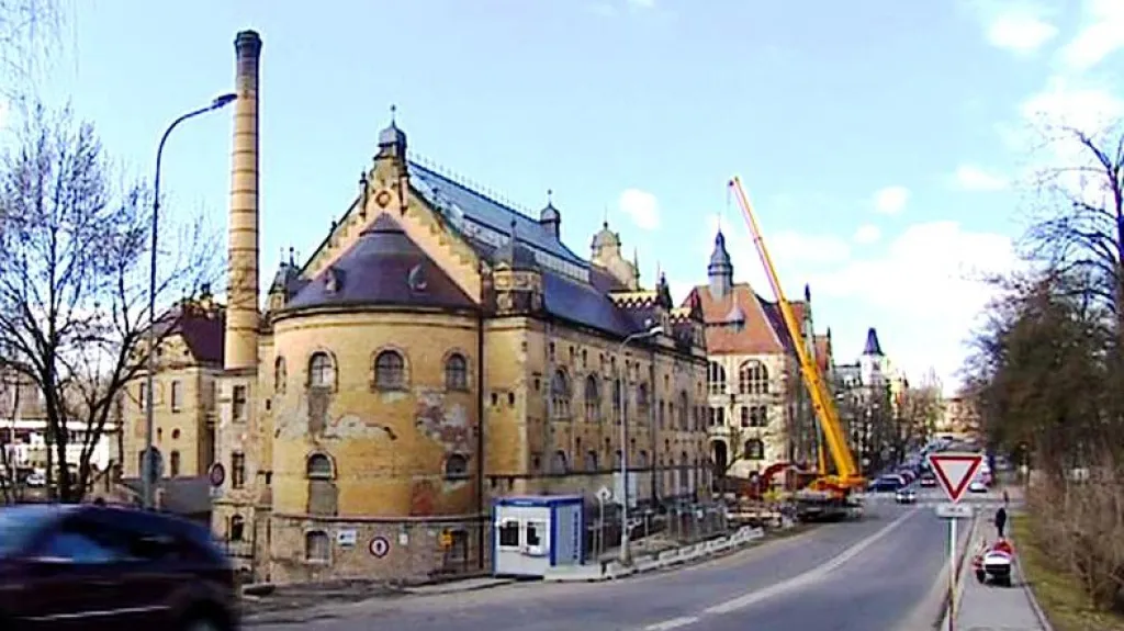 Historická budova lázní v Liberci