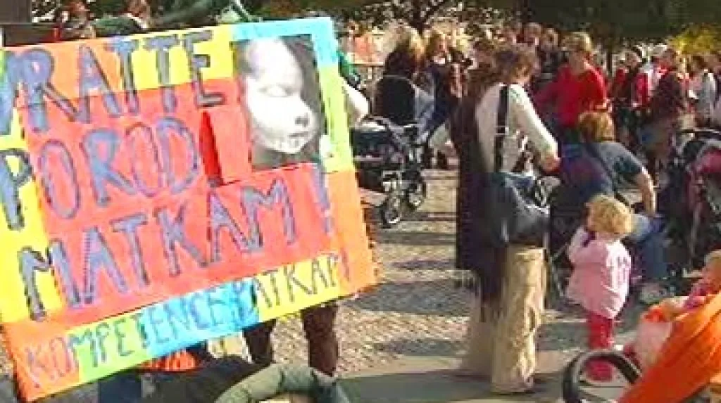 Demonstrace za přirozené porody