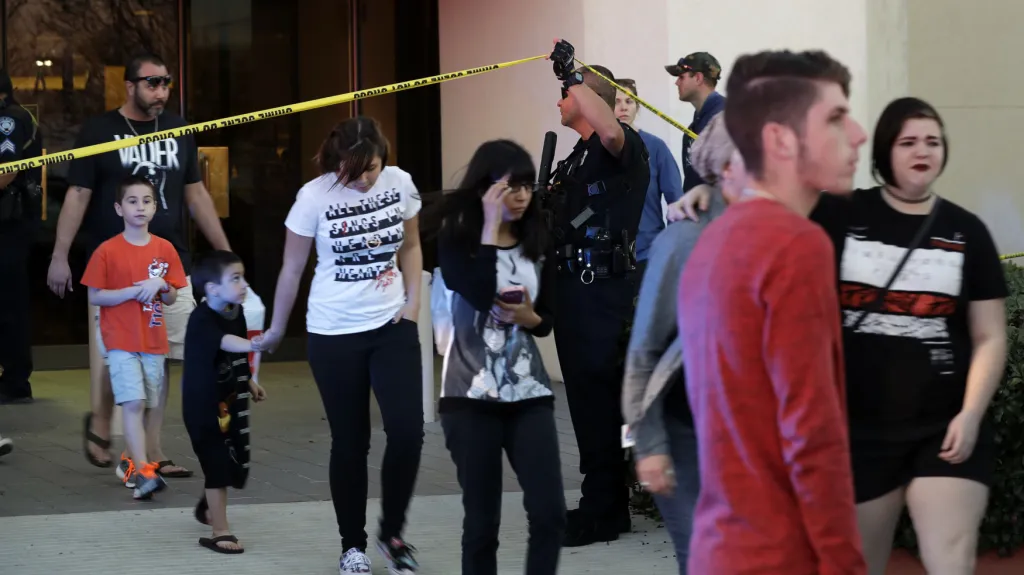 Střelba na americké škole