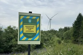 Stavba větrných elektráren na Ukrajině ničí přírodu, tvrdí ekologové