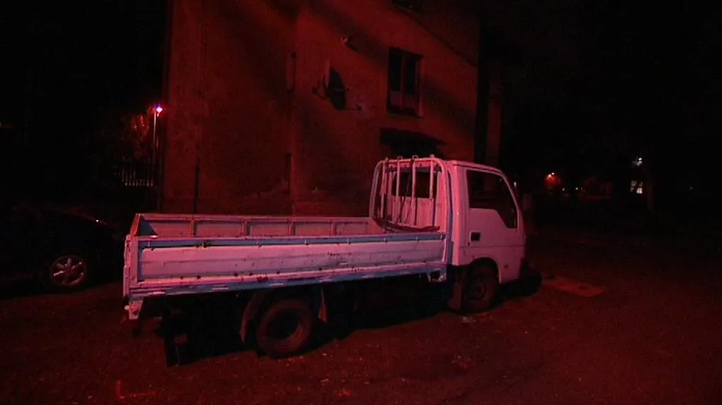 Nákladní automobil, kterým opilý řidič srazil malého chlapce