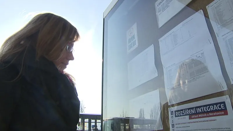 Z Mělníka denně jezdí do Prahy autobusem asi 4000 lidí