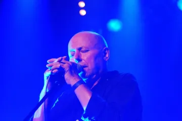 Na posledním rozloučení s Michalem Ambrožem hrál jeho Srdeční příběh i Rolling Stones