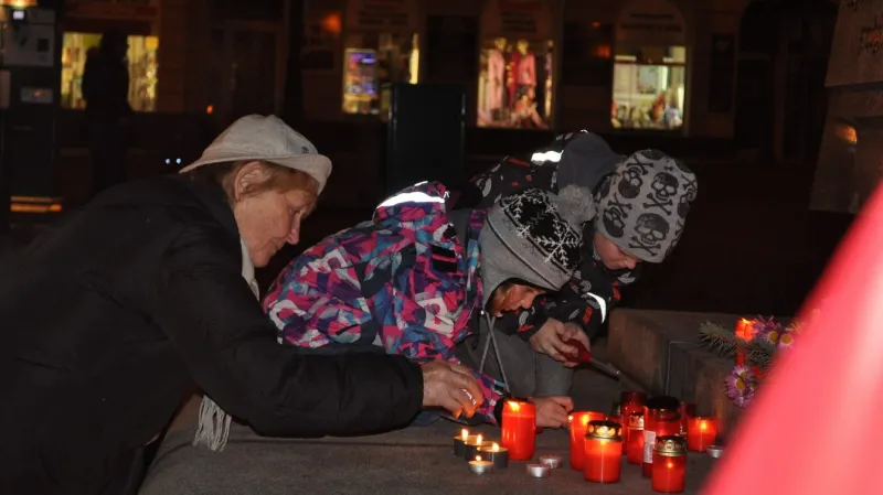 Připomínka 17. listopadu v Lounech