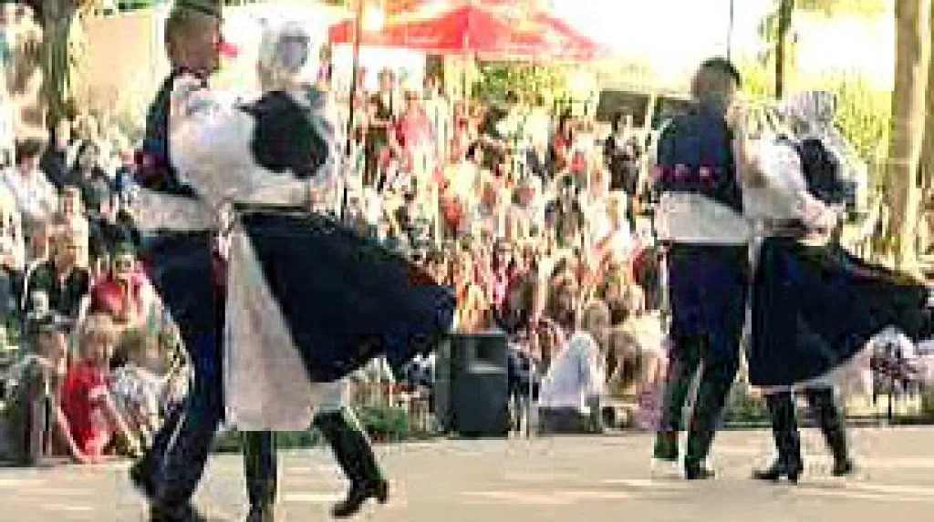 Mezinárodní folklórní festival v Červeném Kostelci