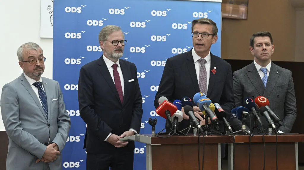 Šéf poslaneckého klubu ODS Marek Benda, končící předseda strany Petr Fiala, místopředseda a kandidát na lídra strany Martin Kupka a místopředseda sněmovny Jan Skopeček