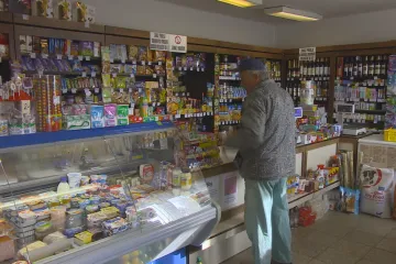 Malé obce usilují o zachování koloniálů, jednou z podmínek jsou i lokální potraviny