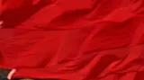 Vlajka před čínským parlamentem