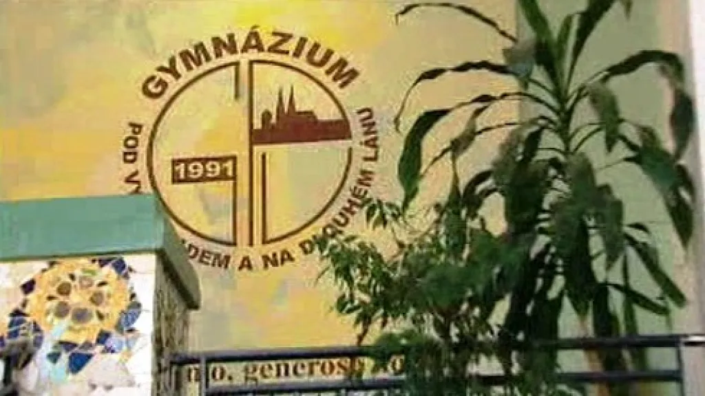 Na chodbách gymnázia Pod Vyšehradem