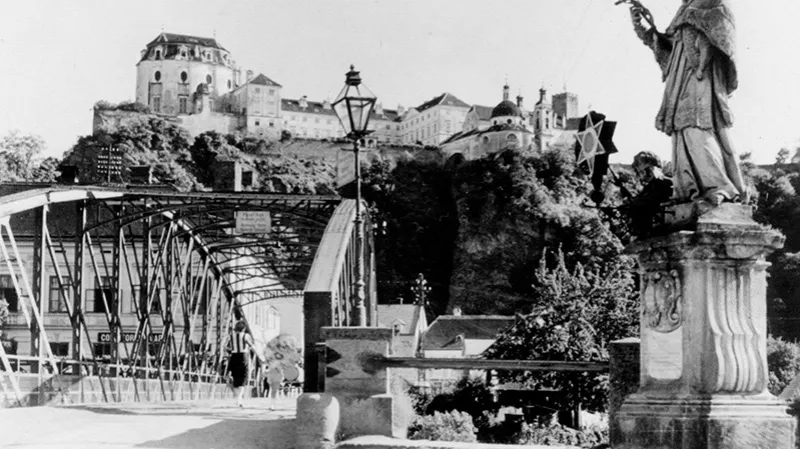 Vranov nad Dyjí na historické fotografii