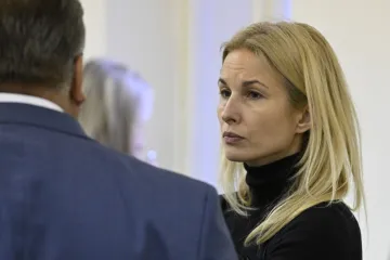 Soud snížil trest řidičce, která v opilosti zabila policistu. Ve vězení má strávit deset let