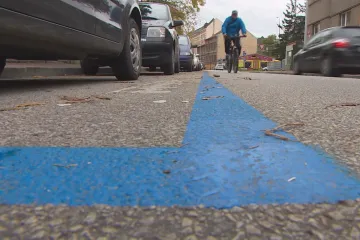 Parkovací zóny se protáhnou i na jih Českých Budějovic. Odstavná parkoviště ale kapacitou nestačí