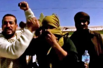 Kaddáfí se nevzdává a znovu promluvil v televizi