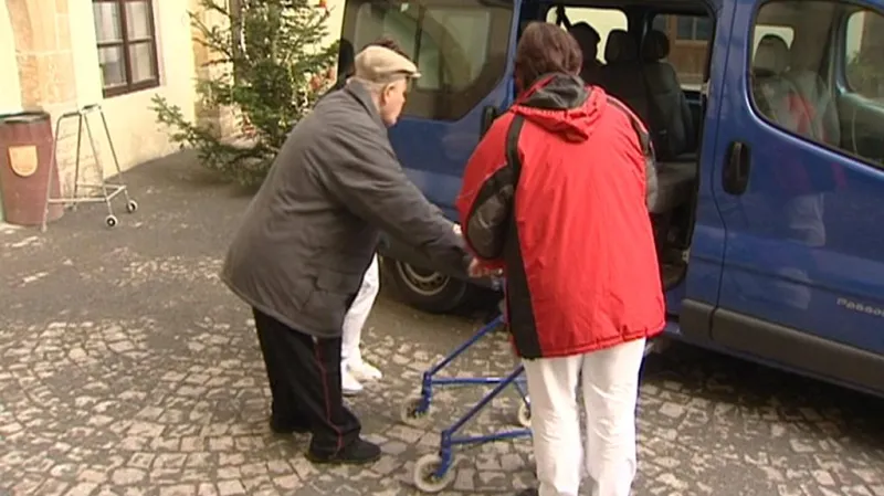 Stěhování klientů domova - prosinec 2011