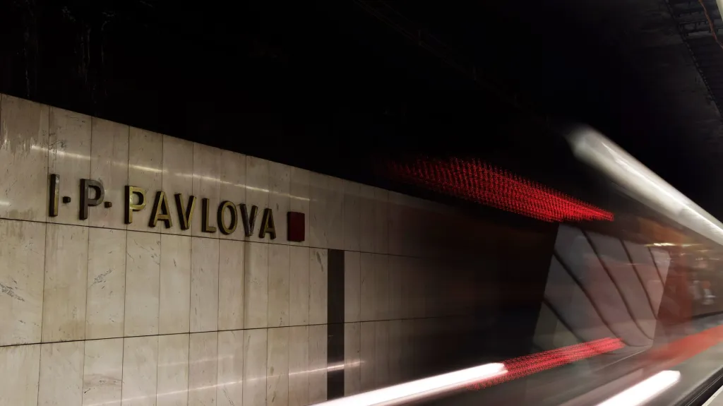Stanice metra I. P. Pavlova v Praze