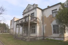 Osice chtějí zrekonstruovat chátrající Škroupův dům. Má tam být pošta, knihovna i bistro