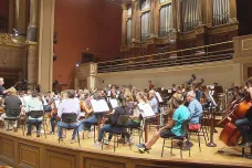 Filharmonici a žáci uměleckých škol spolu hráli v Rudolfinu