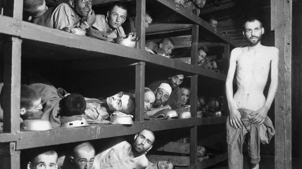 Vězni v koncentračním táboře Buchenwald