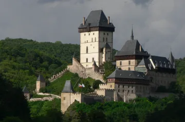 Na památkách začíná turistická sezona. V novém se představí Karlštejn nebo Kunětická hora