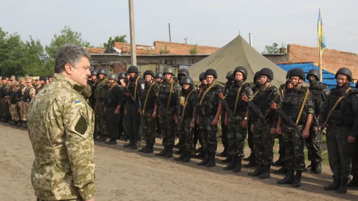 Setkání Petra Porošenka s členy ukrajinské národní gardy