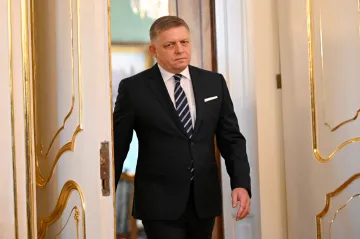 Fico se dostal do konfliktu s britským velvyslancem. Ten kritizoval slovenský postoj k Ukrajině