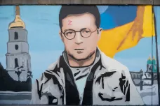Streetart podporuje Ukrajinu: Putinovi utrhly hlavu holubice míru, Zelenskyj je Harry Potter