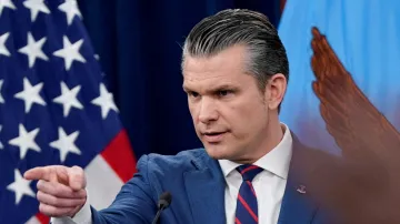Americký ministr obrany Pete Hegseth
