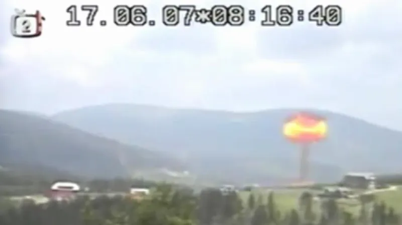 Jaderný výbuch skupiny Ztohoven