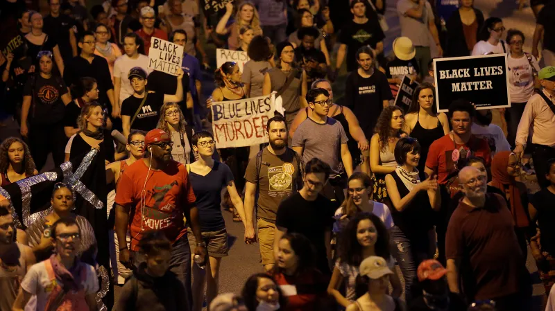 Demonstranti v St. Louis