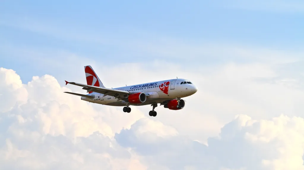 Airbus 319 v barvách ČSA