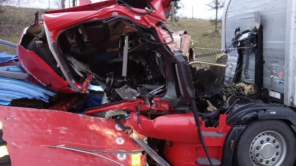 Nehoda kamionů na D1 ve směru na Brno