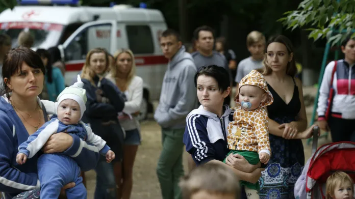 Uprchlíci v táboře u Rostova na Donu
