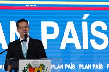 Pád režimu se vám vyplatí, vzkázal Guaidó Rusku a Číně. Maduro rychle stěhuje zlato za hranice
