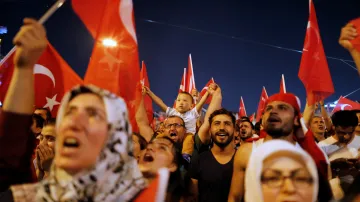 Protest v Turecku v červenci 2016