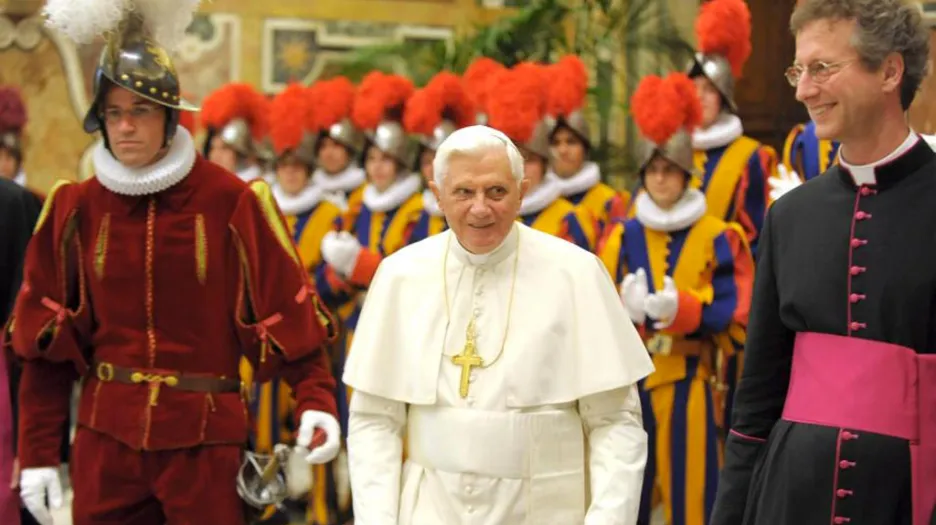 Papež Benedikt XVI. a Švýcarská garda